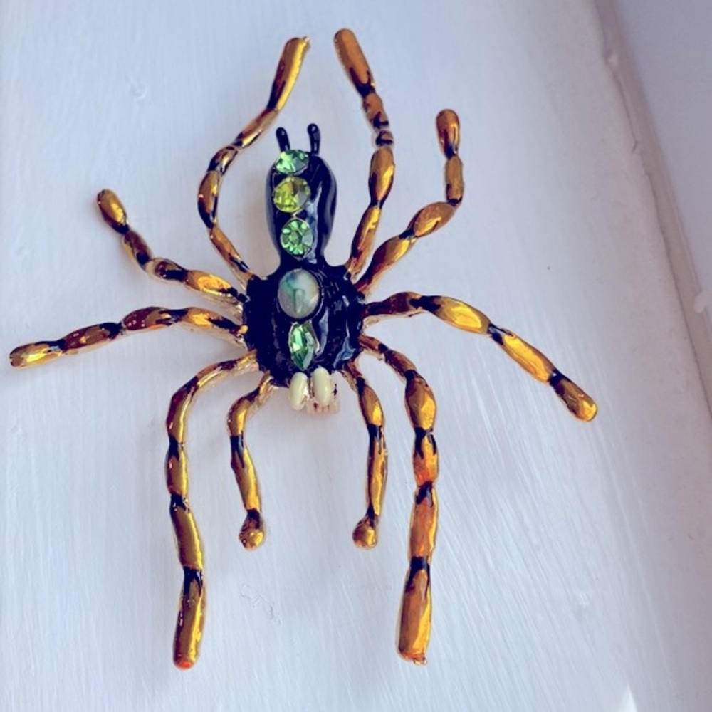 Huge Enamel Halloween Spider Brooch Pin - Picture 3 of 7